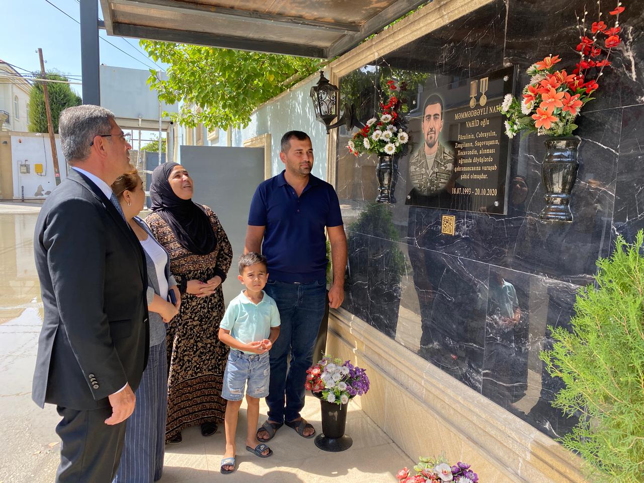 Xəzər rayonunda şəhid ailələrinə göstərilən diqqət və qayğı davam etdirilir