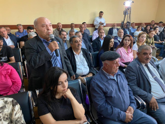 Binə qəsəbəsində yaşayan sakinlərlə növbəti səyyar qəbul keçirilib