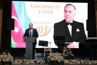 Xəzər rayonunda Ümummilli Lider Heydər Əliyevin anadan olmasının 103-cü ildönümü münasibətilə tədbir keçirilib