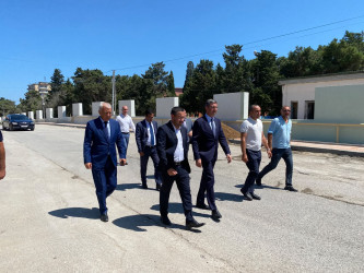 Xəzər Rayon İcra Hakimiyyətinin başçısı Mərdəkan və Şüvəlan qəsəbələrində abadlıq-quruculuq işləri ilə tanış olub