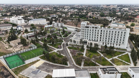 Azərbaycan Respublikasının Prezidenti İlham Əliyev Azərbaycan Yazıçılar Birliyinin Səməd Vurğun adına Yaradıcılıq Evinin açılışında iştirak edib