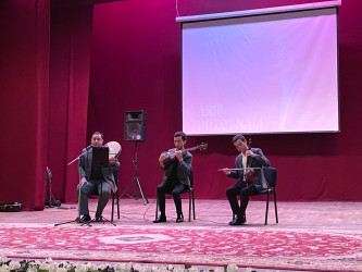 Mərdəkan Mədəniyyət Sarayında unudulmaz şair Arif Buzovnalının xatirəsinə həsr olunan tədbir keçirilib