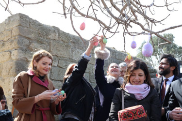 Xəzər rayonunda ümumrayon Novruz şənliyi keçirilib