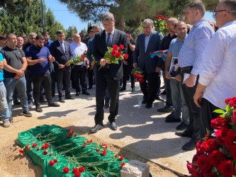 Birinci Qarabağ müharibəsi şəhidi Yusif Bağırov Buzovna qəsəbəsindəki Şəhidlər Xiyabanında dəfn edilib