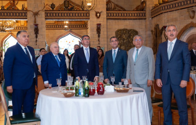 Yeni Azərbaycan Partiyası Xəzər rayon təşkilatının təsis edilməsinin 33-cü ildönümü münasibətilə tədbir keçirilib