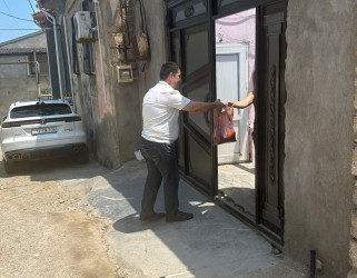 Xəzər rayonunda Qurban bayramı münasibəti ilə bayram sovqatı paylanılıb