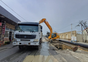 Mərdəkan qəsəbəsində kanalizasiya xəttində təmir-bərpa işləri həyata keçirilmişdir