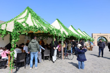 Xəzər rayonunda ümumrayon Novruz şənliyi keçirilib