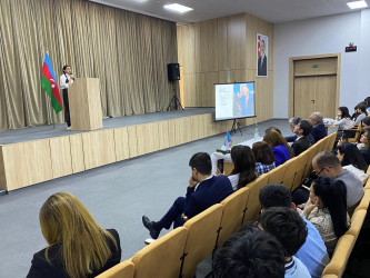 Xəzər rayonunda “Heydər Əliyev və Azərbaycan tarixi”  adlı elmi-praktiki konfrans keçirilib