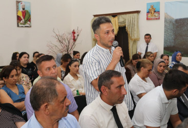 Mərdəkan qəsəbə sakinləri ilə növbəti səyyar görüş keçirilib