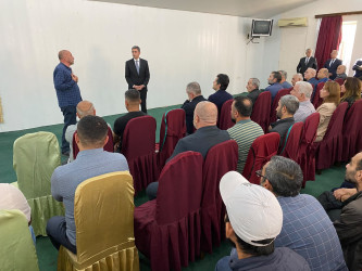 Xəzər Rayon İcra Hakimiyyətinin başçısı Elşən Salahov Şüvəlan və Buzovna qəsəbələrində yerləşən ümumtəhsil məktəblərinin şagird və valideynləri ilə görüş keçirib