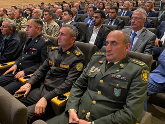 Xəzər rayonunda Ümummilli lider Heydər Əliyevin anadan olmasının 102 illiyinə həsr olunmuş “Heydər Əliyev irsi – Gələcəyə yol” adlı tədbir keçirilib`