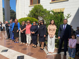 Xəzər rayonunda “Müstəqillik bayramı - Gənclik, incəsənət və əl əməyi” adlı   sərgi-satış yarmarkası keçirilib