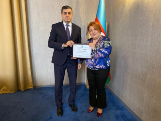 Xəzər rayonunda “8 Mart – Beynəlxalq Qadınlar Günü” münasibətilə  “Qadın və şəhər – gələcəyin zərif memarları” adlı  bayram tədbiri keçirilmişdir