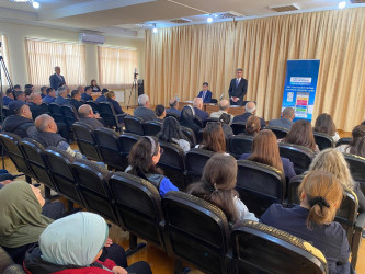 Rayon İcra Hakimiyyəti başçısının  Şüvəlan qəsəbə sakinləri ilə növbəti səyyar görüşü keçirilib