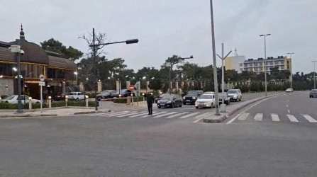 Xocalı faciəsinin 34-cü ildönümü ilə əlaqədar Xəzər Rayon İcra Hakimiyyətinin rəhbərliyi və əməkdaşları, rayon ictimaiyyətinin nümayəndələri “Ana harayı” abidəsini ziyarət etmişlər