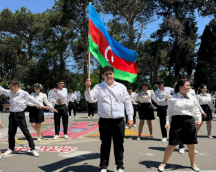 Xəzər rayonunun ümumtəhsil müəssisələrində "Son zəng" çalınıb