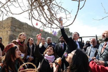Xəzər rayonunda ümumrayon Novruz şənliyi keçirilib