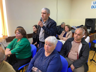 Buzovna qəsəbə sakinləri ilə növbəti səyyar görüş keçirilib