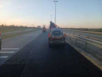 Xəzər rayonu ərazisində avtomobil yollarının  cari təmir-bərpa işləri icra olunur