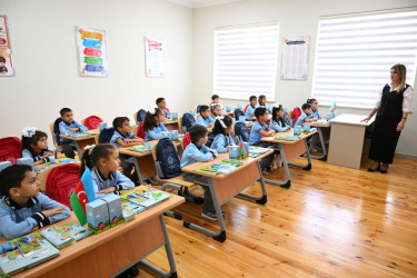 Rayonunun  Zirə qəsəbəsində Heydər Əliyev Fondunun təşəbbüsü ilə yeni təmir olunmuş 324 saylı tam orta məktəbin açılış mərasimi keçirilib`