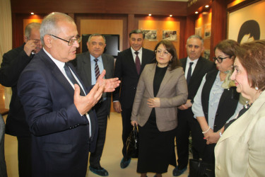 ​Xəzər rayon ictimaiyyəti akademik Zərifə Əliyevanın xatirəsini yad edib