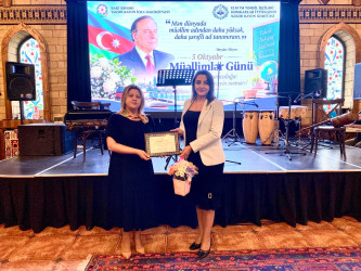 Xəzər rayonunda “5 oktyabr-Beynəlxalq Müəllimlər Günü”  qeyd olunub