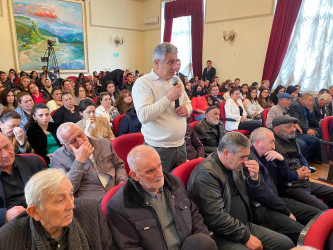 Mərdəkan qəsəbə sakinləri ilə növbəti səyyar görüş keçirilmişdir