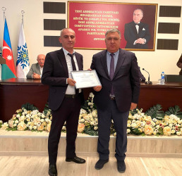 Xəzər rayonunda “5 oktyabr-Beynəlxalq Müəllimlər Günü”  qeyd olunub