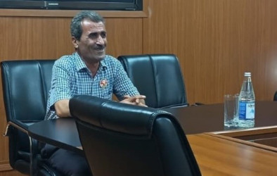 Rayon İcra Hakimiyyətinin başçısı Elşən Salahov vətəndaşların növbəti fərdi qəbulunu keçirib