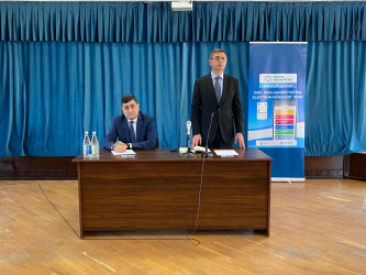 Rayon İcra Hakimiyyətinin başçısı Elşən Salahov Türkan qəsəbə sakinləri ilə növbəti səyyar görüşü keçirilib