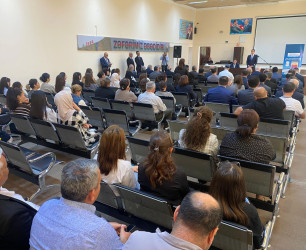 Zirə qəsəbə sakinləri ilə növbəti səyyar görüş keçirilib