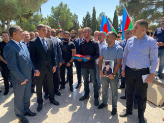 Birinci Qarabağ müharibəsi şəhidi Yusif Bağırov Buzovna qəsəbəsindəki Şəhidlər Xiyabanında dəfn edilib