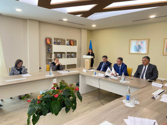 Xəzər rayonunda “Konstitusiya və Suverenlik İli” çərçivəsində dəyirmi masa keçirilib