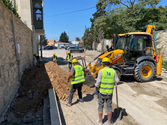 Xəzər Rayon İcra Hakimiyyətinin başçısı Mərdəkan və Şüvəlan qəsəbələrində abadlıq-quruculuq işləri ilə tanış olub