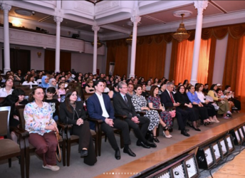 “Konstitusiya və Suverenlik İli” çərçivəsində Şüvəlan qəsəbə Mədəniyyət Evinin “Səma” rəqs ansamblının “Hər birimiz bir çiçək” adlı konsert proqramı keçirilib