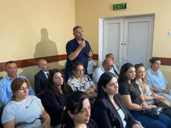 Binə qəsəbəsində yaşayan sakinlərlə növbəti səyyar qəbul keçirilib