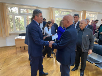 Rayon İcra Hakimiyyəti başçısının növbəti səyyar qəbulu Buzovna qəsəbəsində keçirildi