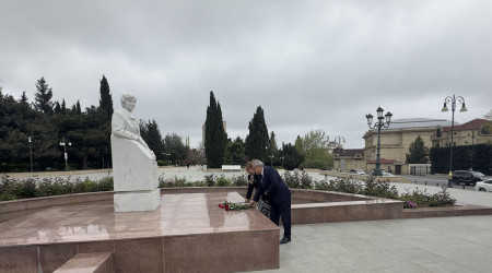 ​Xəzər rayon ictimaiyyəti akademik Zərifə Əliyevanın xatirəsini yad edib