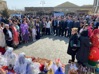 Xəzər rayonunda ümumrayon Novruz şənliyi keçirilib