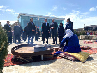 Xəzər rayonunda ümumrayon Novruz şənliyi keçirilib