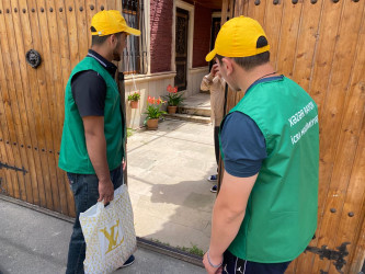 Xəzər rayonunda Qurban bayramı münasibətilə bayram sovqatları paylanılıb