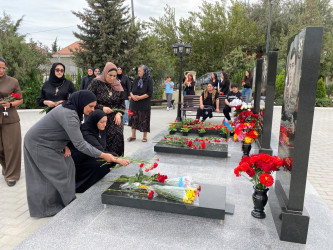 Xəzər rayonunda Şəhidlərin il dönümü qeyd olunub
