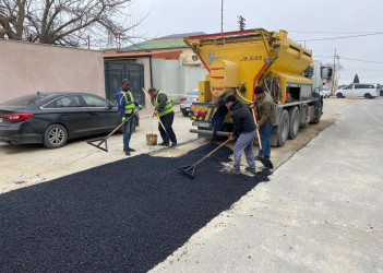 Xəzər rayonu ərazisində avtomobil yollarının  cari təmir-bərpa işləri icra olunur