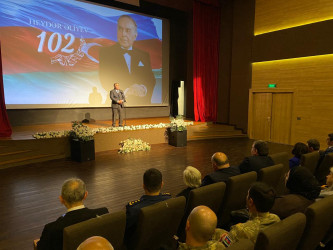 Xəzər rayonunda Ümummilli lider Heydər Əliyevin anadan olmasının 102 illiyinə həsr olunmuş “Heydər Əliyev irsi – Gələcəyə yol” adlı tədbir keçirilib`