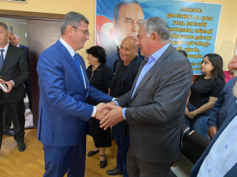 Binə qəsəbəsində yaşayan sakinlərlə növbəti səyyar qəbul keçirilib