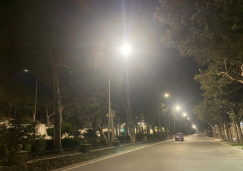 Xəzər rayonunda küçə işıqlandırma sistemlərinin yenilənməsi işləri davam etdirilir