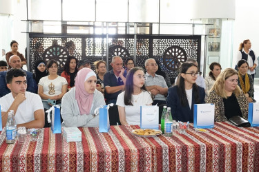 Qala gəncləri ilə görüş keçirilib