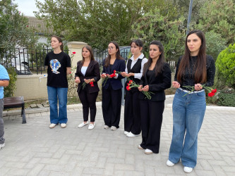 Xəzər rayonunda Şəhidlərin il dönümü qeyd olunub