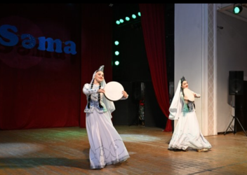 “Konstitusiya və Suverenlik İli” çərçivəsində Şüvəlan qəsəbə Mədəniyyət Evinin “Səma” rəqs ansamblının “Hər birimiz bir çiçək” adlı konsert proqramı keçirilib